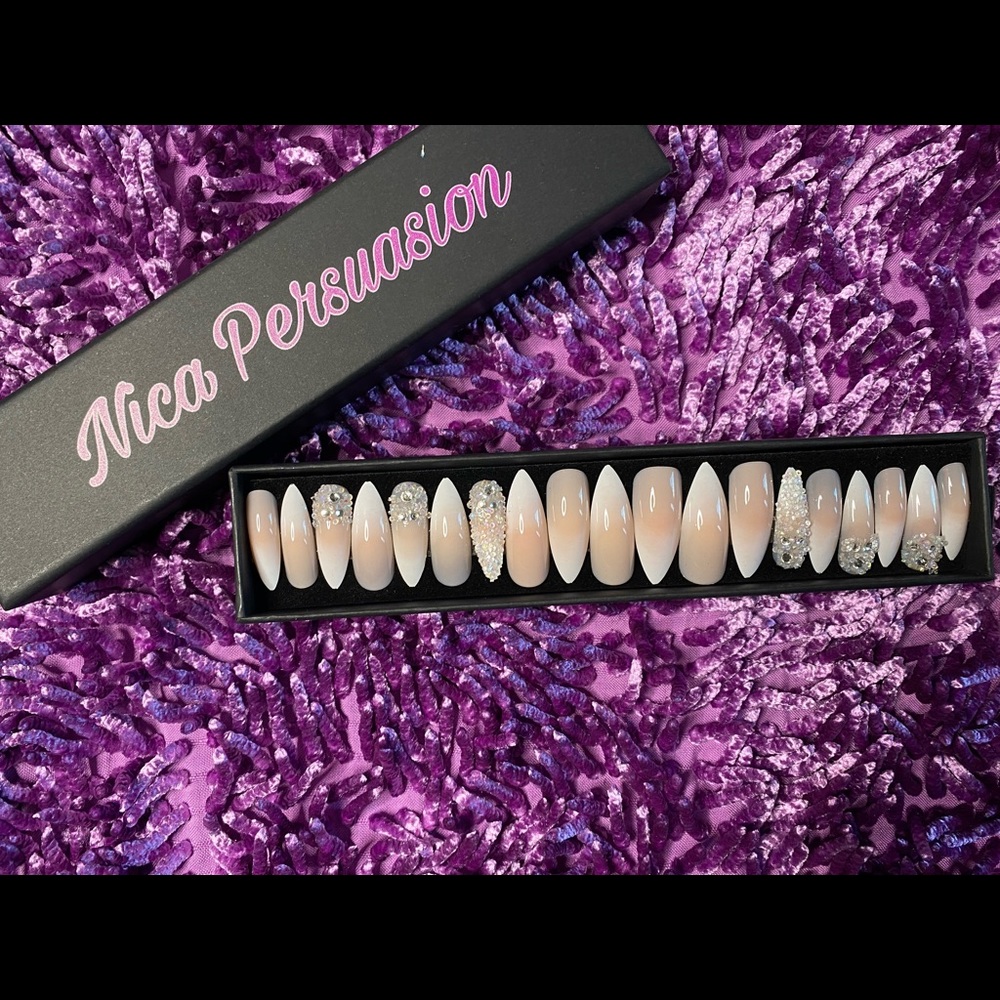 Custom made press on nails by Nica Persuasion